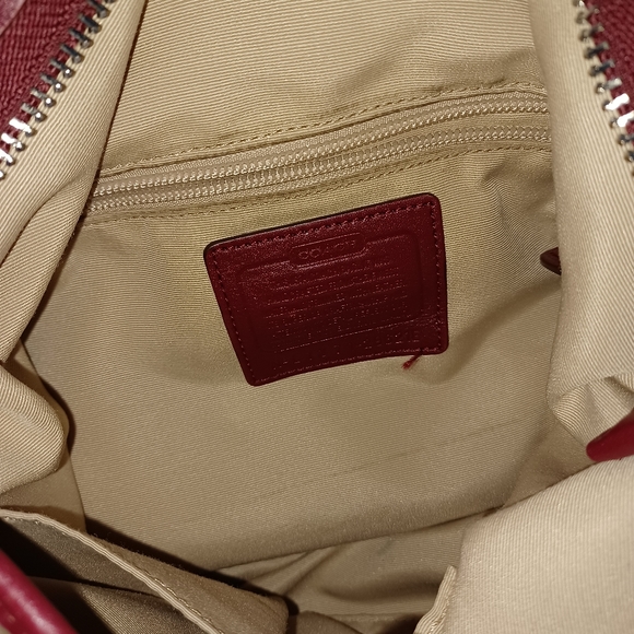 Coach purse - Picture 5 of 9